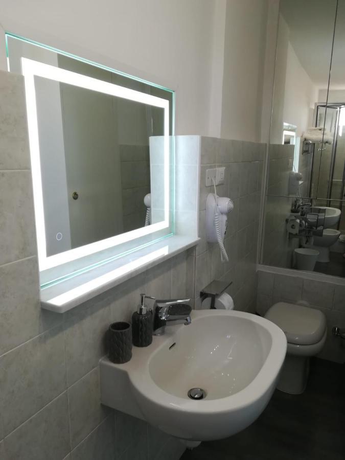 Cavour17 Apartment Sanremo Luaran gambar