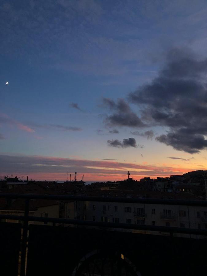 Cavour17 Apartment Sanremo Luaran gambar